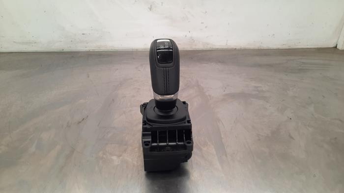 Växelspak från en Land Rover Defender II 3.0 D250 MHEV 2022