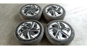 Begagnade Hjuluppsättning MG MG4 Electric Comfort, Luxury 64 kWh Pris € 665,50 Inklusive moms erbjuds av Autohandel Didier