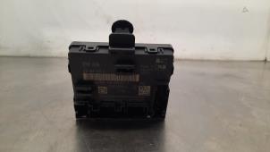 Gebruikte Module Centrale Deurvergrendeling Audi Q4 (F4B) 40 e-tron Prijs € 48,40 Inclusief btw aangeboden door Autohandel Didier