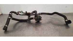 Begagnade Extra vattenpump Alfa Romeo Stelvio (949) 2.9 Bi-Turbo V6 24V Q4 Pris € 133,10 Inklusive moms erbjuds av Autohandel Didier