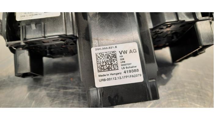 Combischakelaar Stuurkolom van een Volkswagen Polo VI (AW1) 1.6 TDI 16V 95 2018