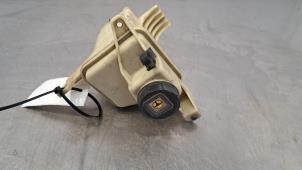 Begagnade Styrservotank Fiat Ducato (250) 2.3 D 160 Multijet AdBlue Pris € 18,15 Inklusive moms erbjuds av Autohandel Didier