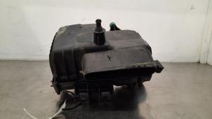 Gebruikte Luchtfilterhuis Mercedes GLB AMG (247.6) 2.0 35 AMG Turbo 16V 4-Matic Prijs € 199,65 Inclusief btw aangeboden door Autohandel Didier