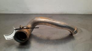 Begagnade Laddluftkylarrör Mercedes GLB AMG (247.6) 2.0 35 AMG Turbo 16V 4-Matic Pris € 54,45 Inklusive moms erbjuds av Autohandel Didier