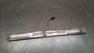 Używane Listwa ozdobna Mercedes GLB AMG (247.6) 2.0 35 AMG Turbo 16V 4-Matic Cena € 42,35 Z VAT oferowane przez Autohandel Didier