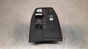 Gebruikte Standenschakelaar automaatbak BMW X1 (U11) xDrive 25e 1.5 TwinPower Turbo 12V Prijs € 133,10 Inclusief btw aangeboden door Autohandel Didier