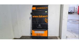 Begagnade Bakdörr, minibuss/van Peugeot Boxer (U9) 2.0 BlueHDi 160 Pris € 532,40 Inklusive moms erbjuds av Autohandel Didier