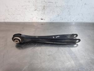 Begagnade Bakre undre gaffelben, vänster Volvo XC60 II (UZ) 2.0 D4 16V Pris € 36,30 Inklusive moms erbjuds av Autohandel Didier