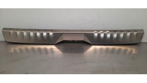 Używane Pokrywa skrzyni ladunkowej BMW 5 serie Touring (G31) 520i 2.0 TwinPower Turbo 16V Van Cena € 48,40 Z VAT oferowane przez Autohandel Didier