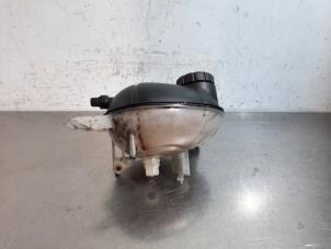 Gebruikte Expansievat Mercedes GLC Coupe (C253) 2.2 250d 16V BlueTEC 4-Matic Prijs € 30,25 Inclusief btw aangeboden door Autohandel Didier