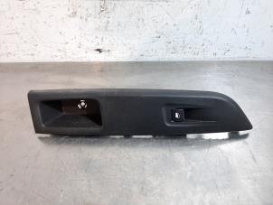 Begagnade Brytare, eldrivna fönster Opel Corsa F (UB/UH/UP) 1.5 CDTI 100 Pris € 42,35 Inklusive moms erbjuds av Autohandel Didier