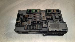 Używane Skrzynka bezpieczników BMW X7 xDrive40d 3.0 24V Mild Hybrid Cena € 66,55 Z VAT oferowane przez Autohandel Didier