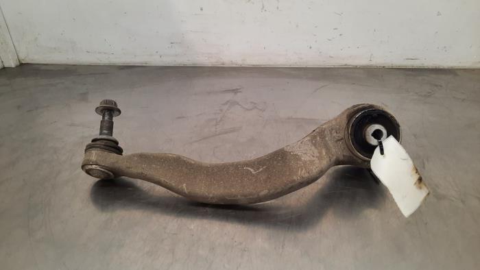 Främre gaffelben, höger från en BMW 7 serie (G11/12) 740e,Le 2020