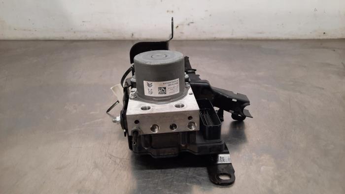 ABS-pump från en Peugeot 308 (F3/FB/FH/FM/FP) 1.2 12V PureTech 130 2023