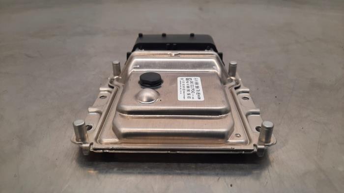 AdBlue-dator från en Mercedes-Benz V (447.8) 2.1 250 BlueTEC, 250 d 16V 2017