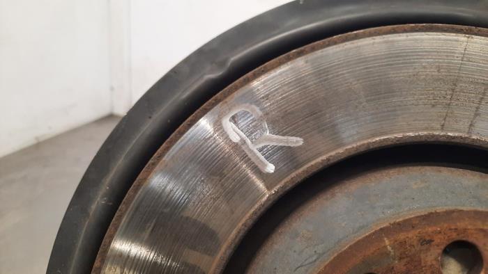 Spindel, höger bak från en Audi RSQ3 2014