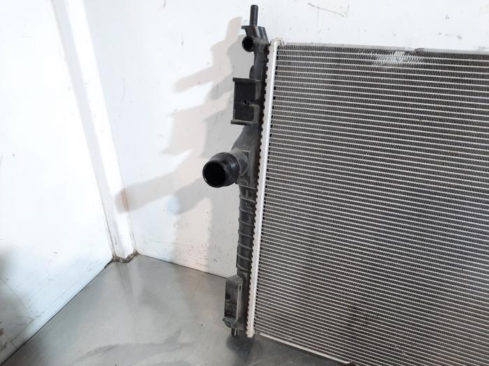 Kylare från en Citroën C4 Spacetourer (3D/3E) 1.5 Blue HDi 130 16V 2019