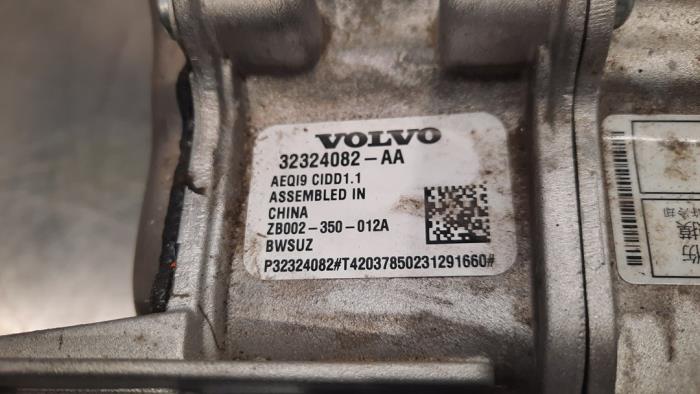 Inverterare från en Volvo XC90 II 2.0 T8 16V eAWD 2023