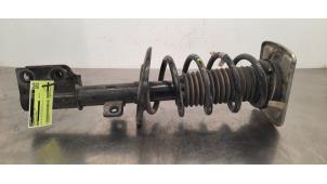 Gebruikte Schokdemper links-voor Fiat Scudo 1.5 Multijet 100 Prijs € 66,55 Inclusief btw aangeboden door Autohandel Didier