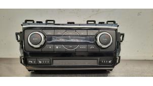 Gebruikte Airco bedieningspaneel Mazda CX-5 I (KE,GH) 2.2 Skyactiv D 175 16V 4WD Prijs € 163,35 Inclusief btw aangeboden door Autohandel Didier