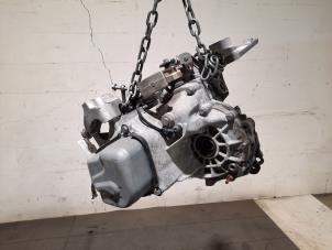 Begagnade Växellåda Opel Corsa F (UB/UH/UP) 1.2 12V 75 Pris € 859,10 Inklusive moms erbjuds av Autohandel Didier