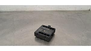 Gebruikte Centrale Deurvergrendelings Module Mercedes Vito (447.6) 2.0 114 CDI 16V Prijs € 96,80 Inclusief btw aangeboden door Autohandel Didier