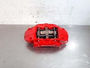 Używane Zacisk hamulcowy prawy przód Honda Civic (FL) 2.0 Type R Cena € 532,40 Z VAT oferowane przez Autohandel Didier