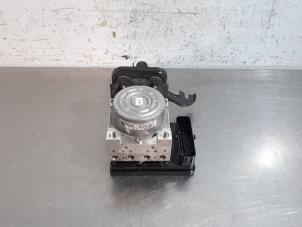 Używane Pompa ABS Honda Civic (FL) 2.0 Type R Cena € 211,75 Z VAT oferowane przez Autohandel Didier