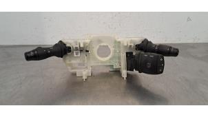 Begagnade Spak, rattstång Renault Master III (FV) 2.3 dCi 125 16V FWD Pris € 163,35 Inklusive moms erbjuds av Autohandel Didier