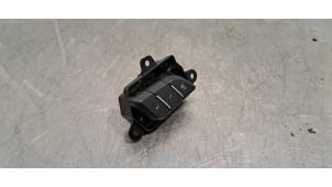 Begagnade Brytare, eldrivet säte Lamborghini Urus 4.0 V8 S, Performante Pris € 36,30 Inklusive moms erbjuds av Autohandel Didier