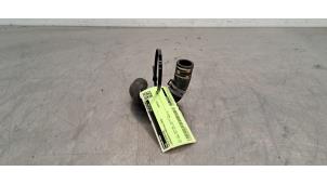 Begagnade Kylarslang Lamborghini Urus 4.0 V8 S, Performante Pris € 36,30 Inklusive moms erbjuds av Autohandel Didier