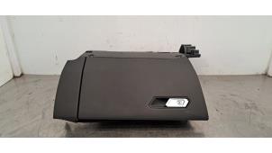 Begagnade Handskfack Lamborghini Urus 4.0 V8 S, Performante Pris € 665,50 Inklusive moms erbjuds av Autohandel Didier