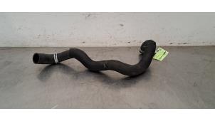 Begagnade Kylarslang Renault Scénic IV (RFAJ) 1.3 TCE 140 16V Pris € 30,25 Inklusive moms erbjuds av Autohandel Didier