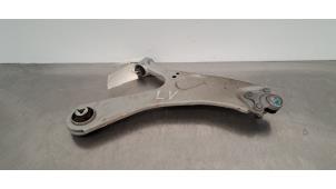 Begagnade Främre gaffelben, vänster Fiat 600 (365) 1.2 Hybrid 100 Pris € 96,80 Inklusive moms erbjuds av Autohandel Didier