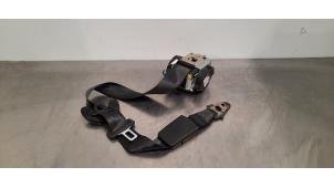 Używane Pas bezpieczenstwa lewy przód Lancia Ypsilon (L21) 51 kWh Cena € 199,65 Z VAT oferowane przez Autohandel Didier