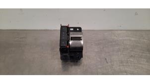 Begagnade Lägesbrytare, automatisk växellåda Lancia Ypsilon (L21) 51 kWh Pris € 60,50 Inklusive moms erbjuds av Autohandel Didier