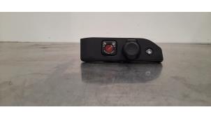 Begagnade 12-volts-anslutning Citroen Jumpy 1.6 Blue HDi 115 Pris € 30,25 Inklusive moms erbjuds av Autohandel Didier