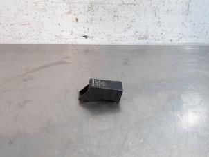 Begagnade Glödstiftsrelä Renault Espace (RFCJ) 1.6 Energy dCi 160 Pris € 30,25 Inklusive moms erbjuds av Autohandel Didier