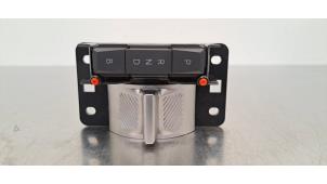 Begagnade Lägesbrytare, automatisk växellåda Citroen C5 Aircross I (A4/AC/AJ/AR) 1.6 Hybrid 225 16V Pris € 60,50 Inklusive moms erbjuds av Autohandel Didier