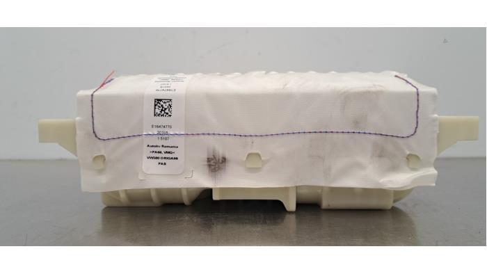 Höger airbag (instrumentbräda) från en Volkswagen Golf VIII Variant (GC5) 2.0 TDI BlueMotion 16V 2021