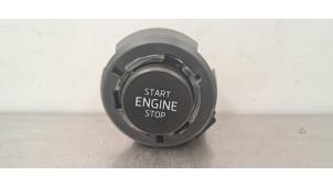Gebruikte Start/Stop schakelaar Skoda Superb Combi (3V5) 1.4 TSI iV 16V Prijs € 24,20 Inclusief btw aangeboden door Autohandel Didier