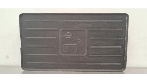 Gebruikte Draadloze oplader Seat Ibiza V (KJB) 1.6 TDI 95 Prijs € 133,10 Inclusief btw aangeboden door Autohandel Didier