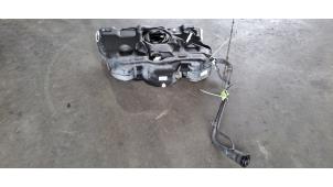 Gebruikte Brandstoftank Opel Insignia Grand Sport 1.6 CDTI 16V 136 Prijs € 266,20 Inclusief btw aangeboden door Autohandel Didier