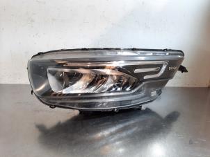 Begagnade Strålkastare, vänster Iveco New Daily VI 3.0 Natural Power 35C/S14, 40/50/65/70C14 Pris € 665,50 Inklusive moms erbjuds av Autohandel Didier