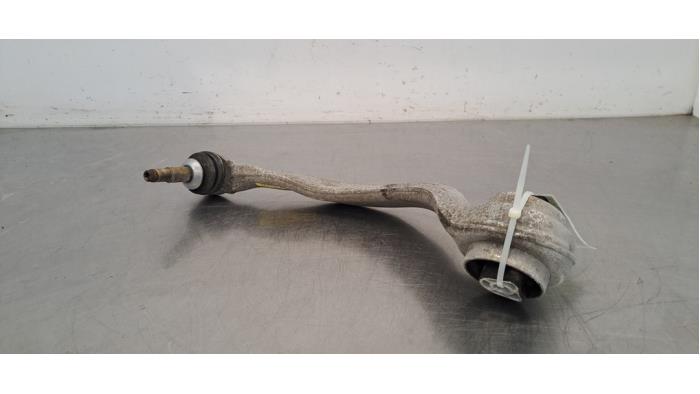 Främre gaffelben, höger från en BMW 6 serie Gran Turismo (G32) 620d 2.0 TwinPower Turbo 16V 2019