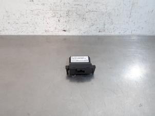 Używane Modul (rózne) Volkswagen Caddy IV 2.0 TDI 75 Cena € 90,75 Z VAT oferowane przez Autohandel Didier