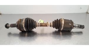 Begagnade Drivaxel, höger fram Toyota Hilux V/VI 2.8 D4D-F 16V 4x4 Pris € 266,20 Inklusive moms erbjuds av Autohandel Didier