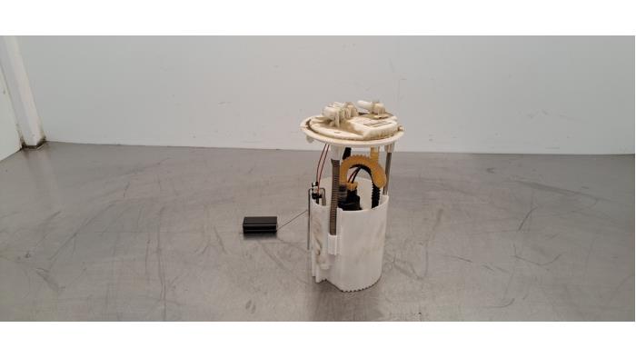 Elektrisk bränslepump från en Renault Trafic (1FL/2FL/3FL/4FL) 1.6 dCi Twin Turbo 2019