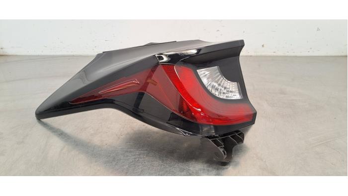 Tylne swiatlo pozycyjne lewe z Toyota Yaris IV (P21/PA1/PH1) 1.5 12V Hybrid 115 2025