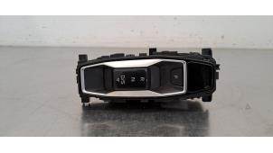 Gebruikte Selectiehendel automaat Audi S3 Sportback (8YA) 2.0 T FSI 16V Prijs € 133,10 Inclusief btw aangeboden door Autohandel Didier